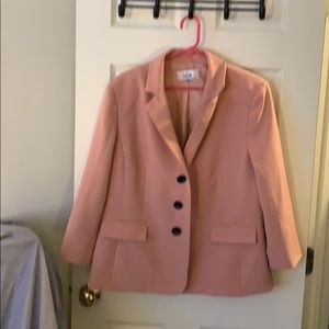Le suit pink jacket